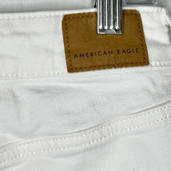 American Eagle White Denim Mini Skirt Frayed Hem Super Stretch Size 4 Regular - Picture 6 of 6